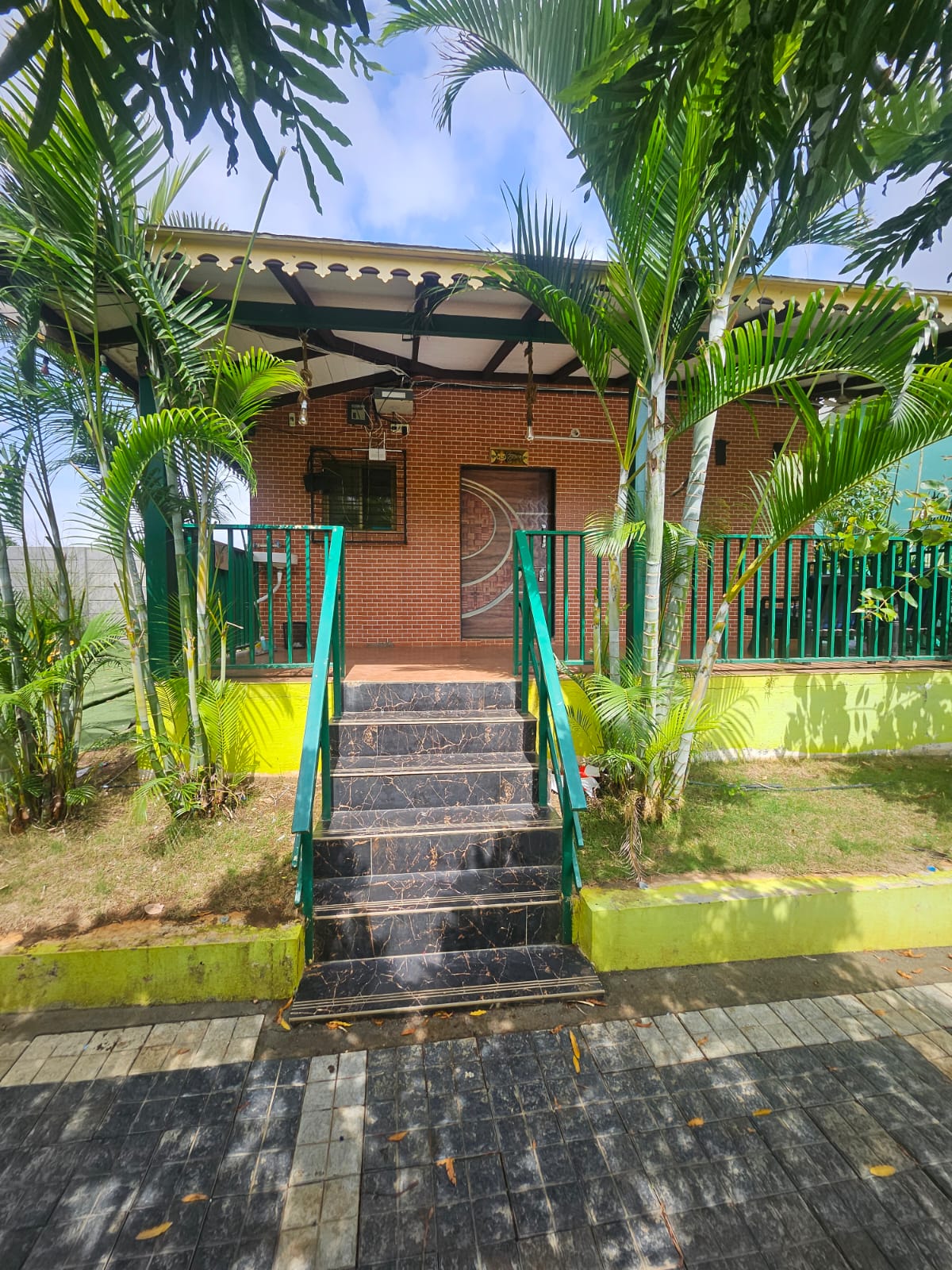 The Casa Green